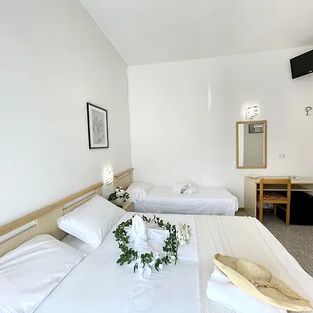 Hotel Trovatore